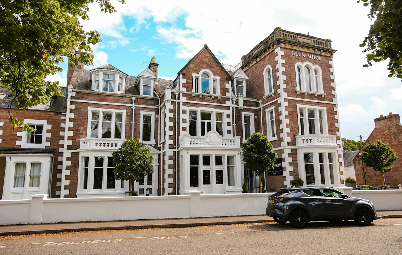 Glen Mhor Hotel &amp; Apartments