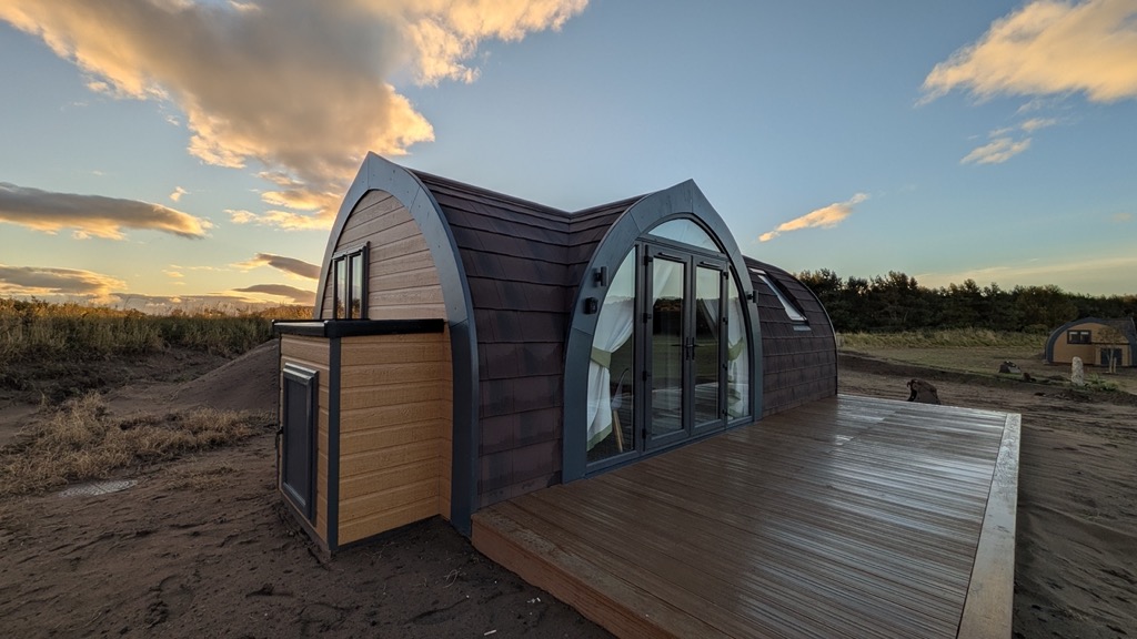 Dornoch Pods