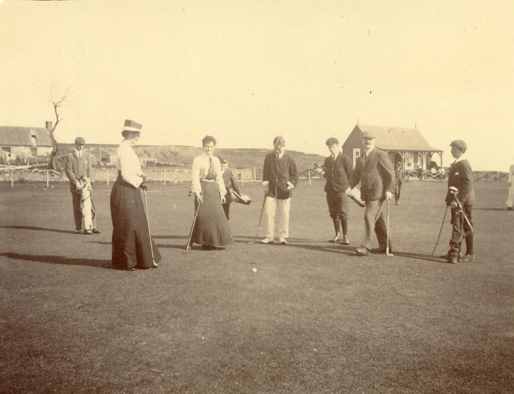 Ladies on the course at Dornoch in 1903.